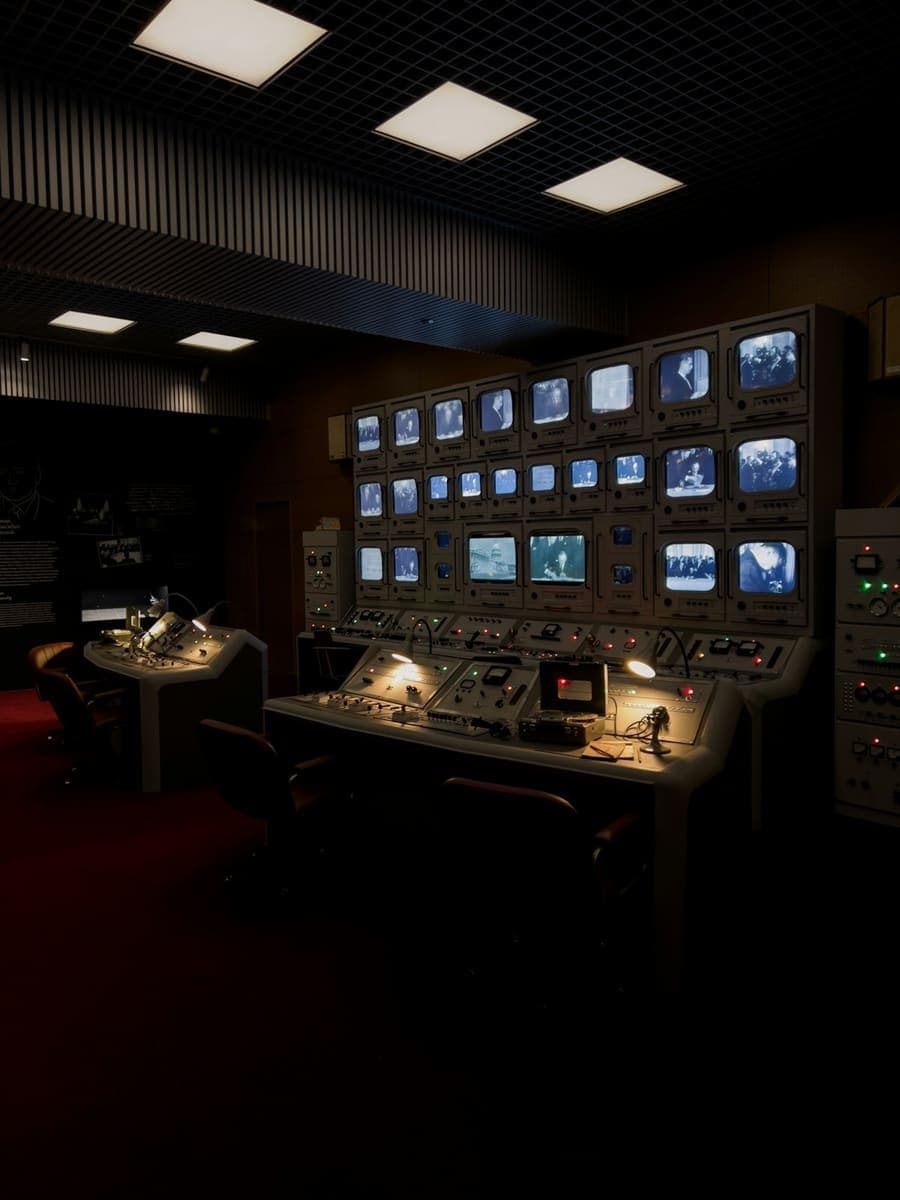 Not a blunt lie, but framing: five recent examples from ynet